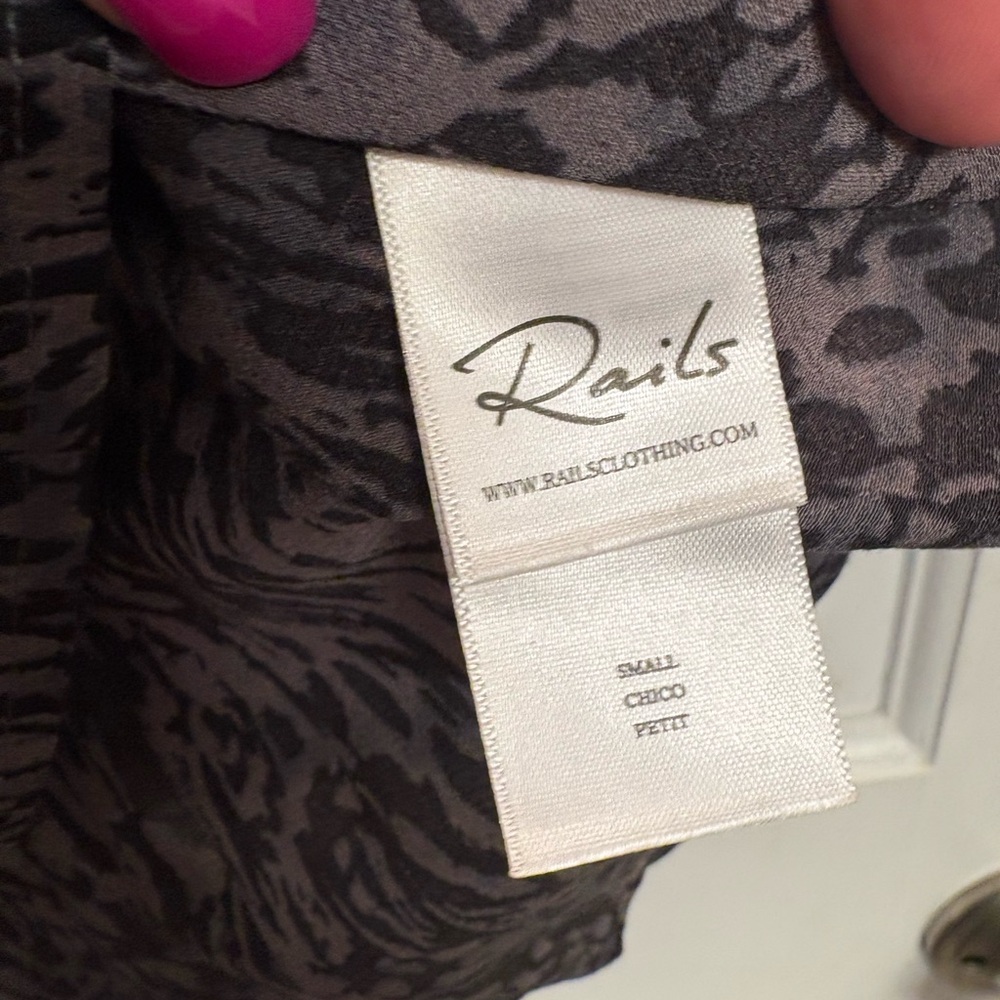 Rails Charcoal Zana Long Sleeve V-Neck Dress size S abstract animal print - Picture 9 of 15